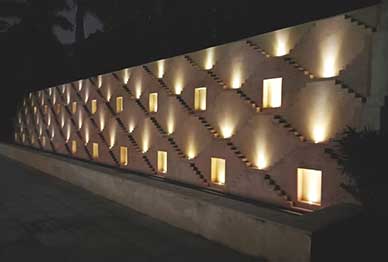 facade lighting