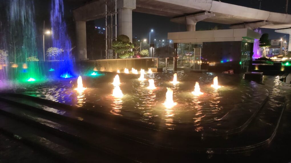 Water Fountain with Lights