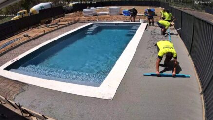 Choose the Right Contractor for Swimming Pools Installation in India